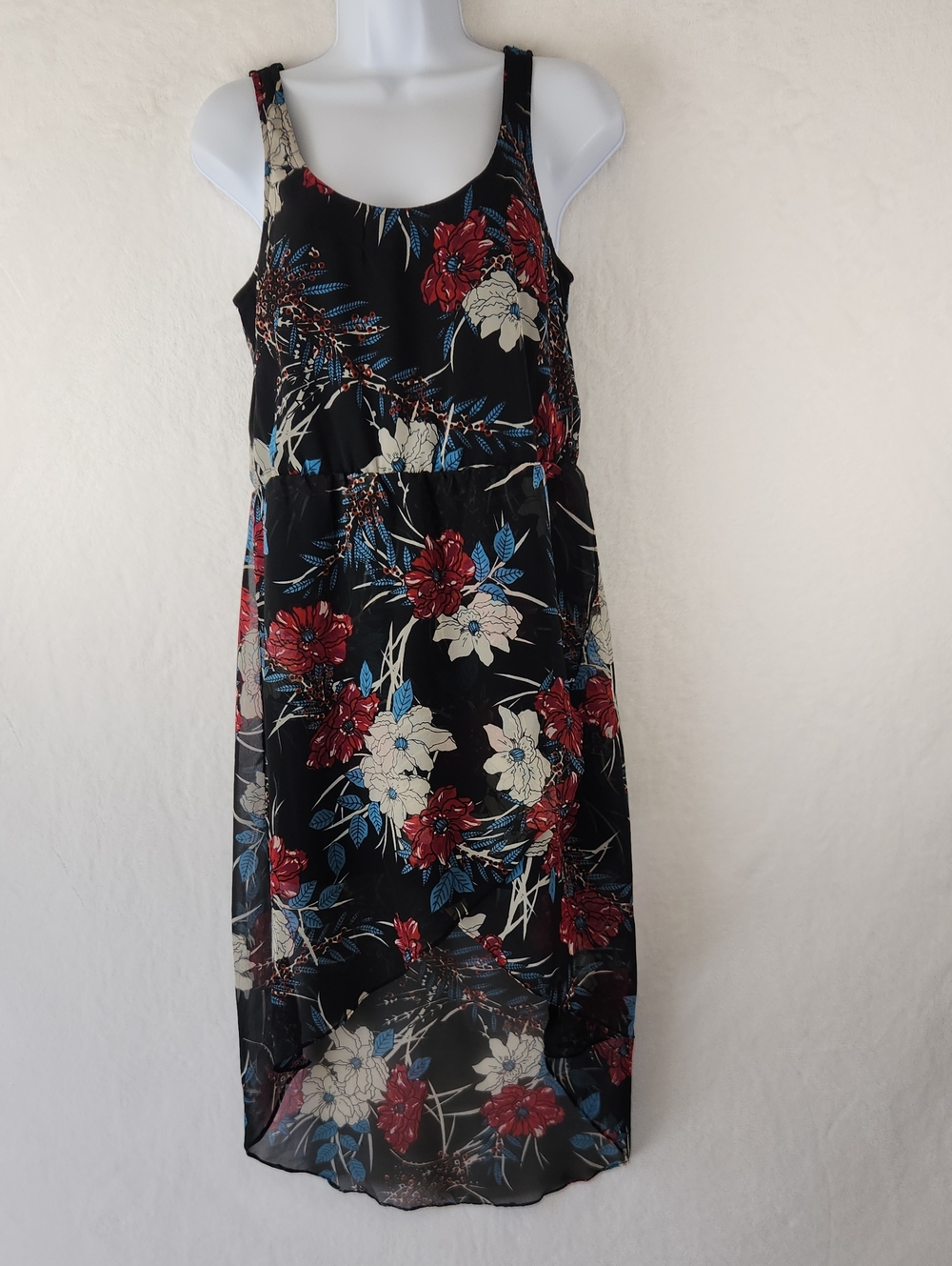 O'Neill Black Floral Dress Red and Cream Color Flowers Size Small
